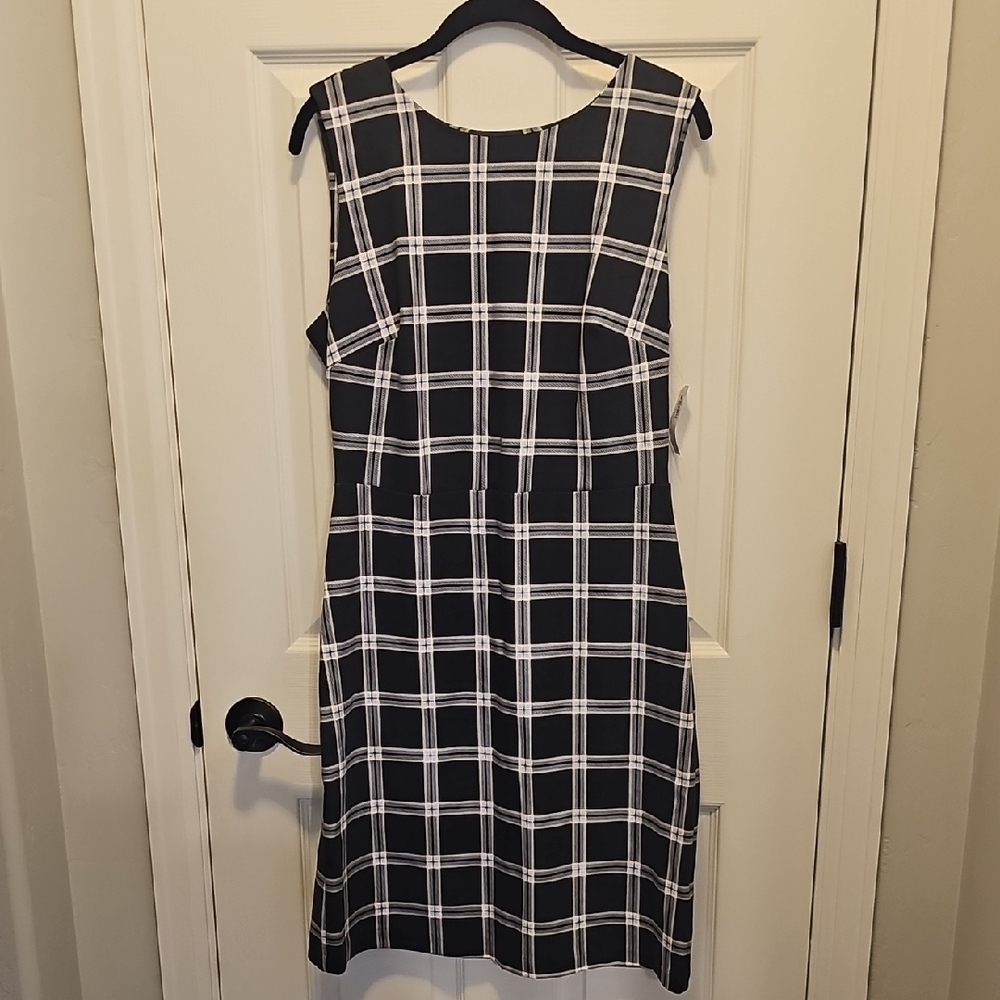 Old Navy Stretchy Fitted Midi Dress
